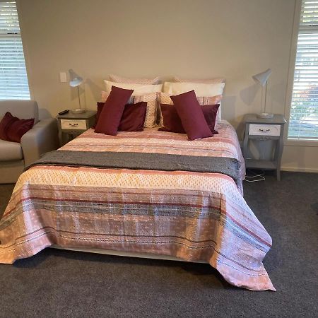 Cambridge Te Awa Rivertrail Bnb Exterior foto